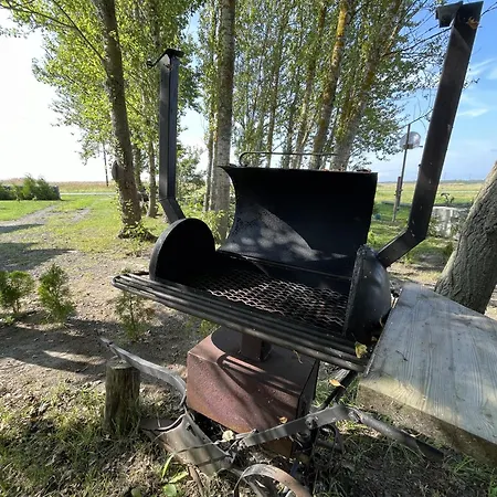 Seaside Retreat With Hot Tub,sauna, Pool & Bbq Lao