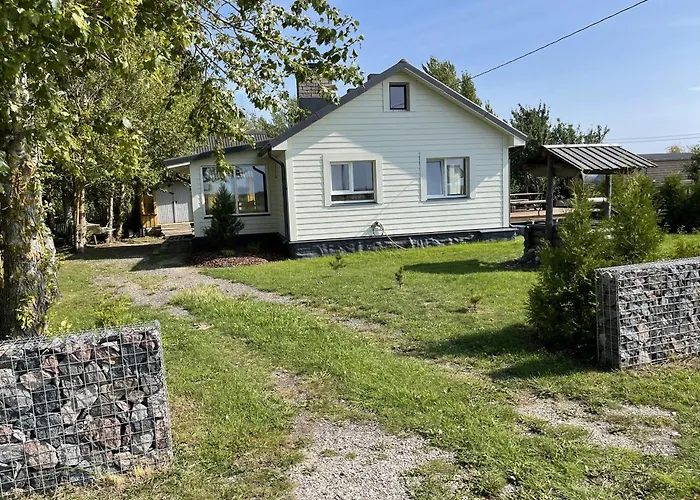 Seaside Retreat With Hot Tub,sauna, Pool & Bbq Lao