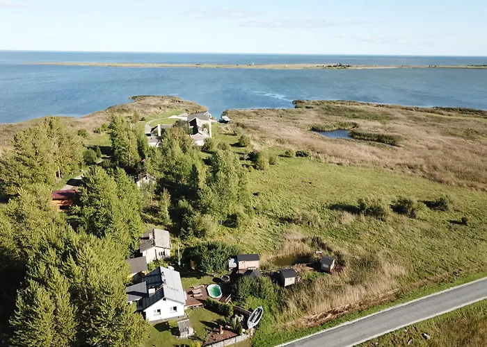 Seaside Retreat With Hot Tub,sauna, Pool & Bbq Lao